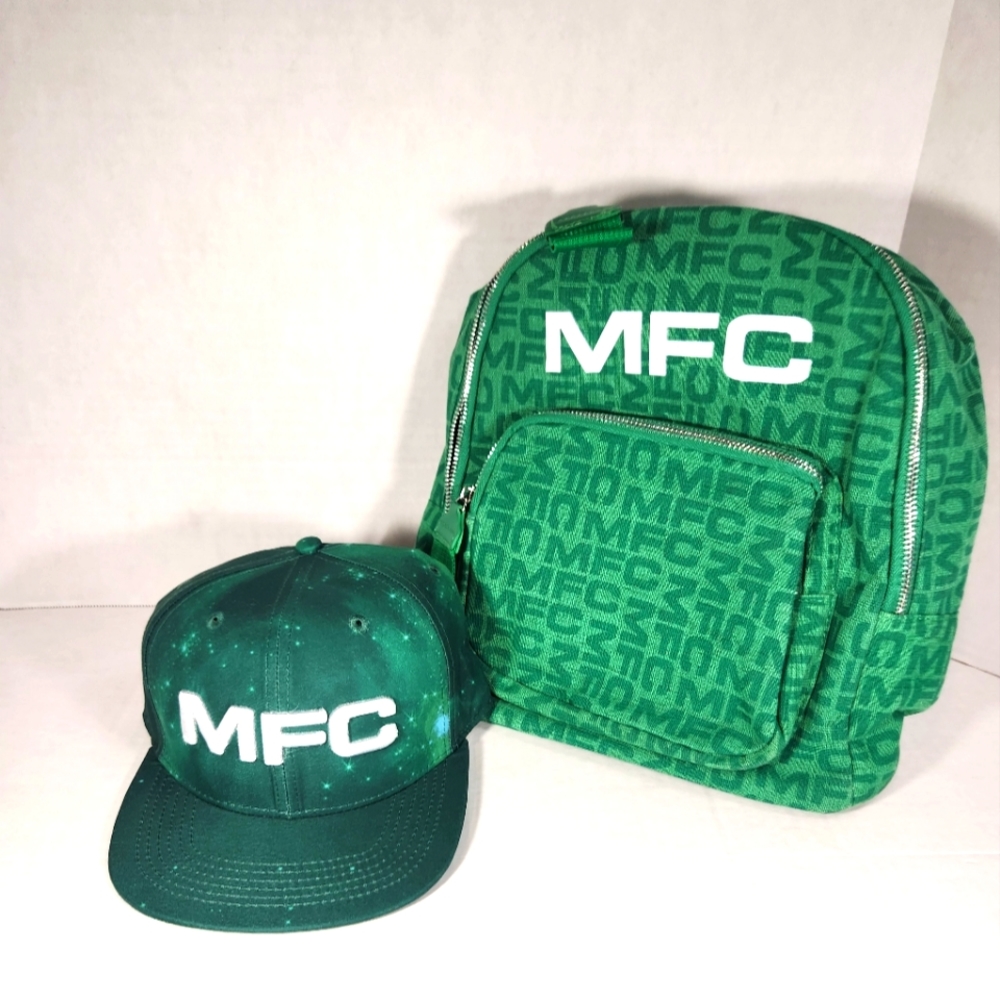 NWOT Unisex MFC Pack